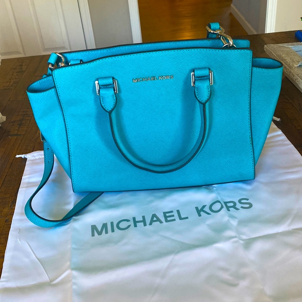 Michael Kors Teal Crossbody Bag Silver Hardware Zip Closure EUC Dust Bag Incld.